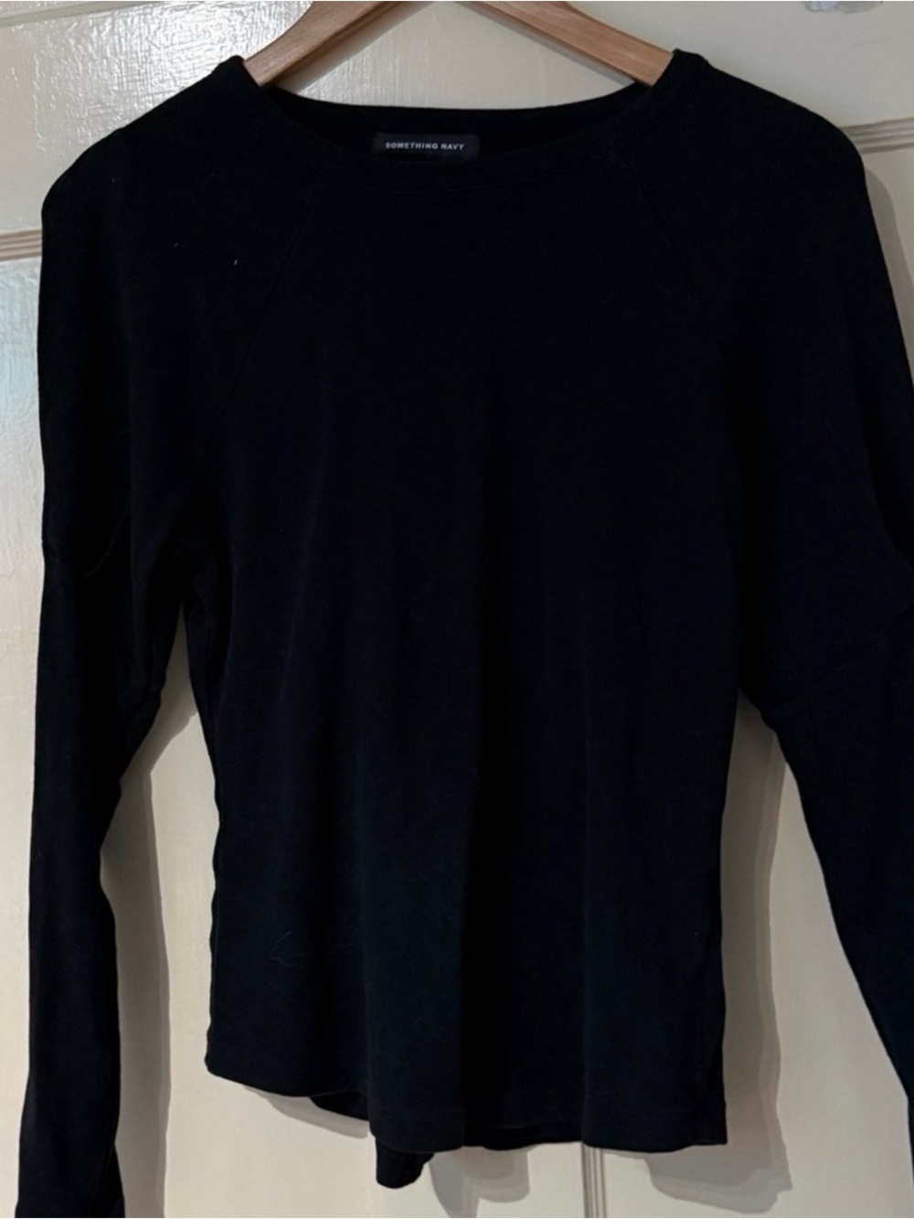 Something Navy women Black Long-Sleeve Crewneck Shirt